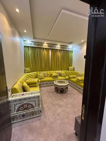 فيلا للإيجار في شارع حسين بن صديق دحلان, حي عكاظ, مدينة الرياض, منطقة الرياض صورة 2
