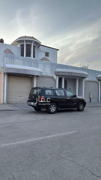 فيلا للبيع في شارع الملك سعود بن عبدالعزيز ، حي محاسن ، المبرز ، الاحساء