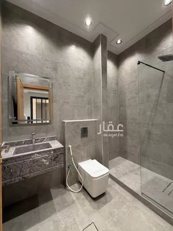 شقة للإيجار في شارع 3518338, حي الصواري, مدينة جدة, منطقة مكة المكرمة صورة 3