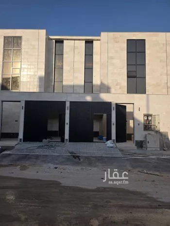 دور للبيع في شارع الصفوق, حي طويق, مدينة الرياض, منطقة الرياض