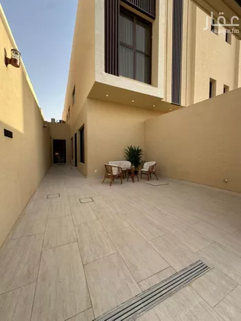 دور للبيع في شارع النفوذ, حي عكاظ, مدينة الرياض, منطقة الرياض صورة 4