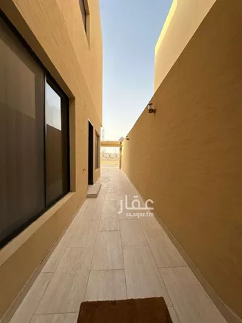 دور للبيع في شارع النفوذ, حي عكاظ, مدينة الرياض, منطقة الرياض صورة 5