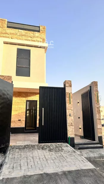 دور للبيع في شارع صفي الدين القرشي, حي العارض, مدينة الرياض, منطقة الرياض