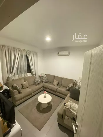 فيلا للبيع في شارع محمد بن جمال القيسي, حي الرمال, مدينة الرياض, منطقة الرياض صورة 5
