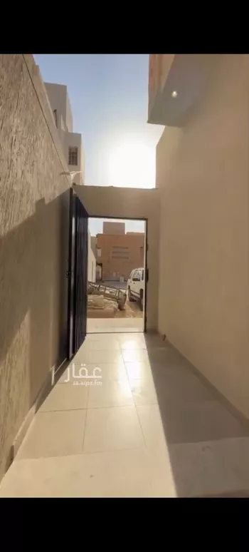 فيلا للبيع في شارع عبدالقادر شمس, حي العوالي, مدينة الرياض, منطقة الرياض صورة 3