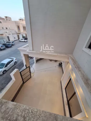 فيلا للبيع في شارع الندوة, حي ظهرة لبن, مدينة الرياض, منطقة الرياض صورة 3