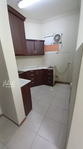 عمارة للإيجار في شارع طريق النهضة, حي الربوة, مدينة الرياض, منطقة الرياض صورة 3