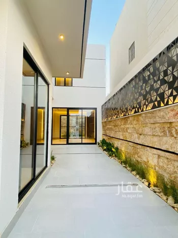 فيلا للبيع في شارع أحمد بن قطرب, حي المهدية, مدينة الرياض, منطقة الرياض صورة 5