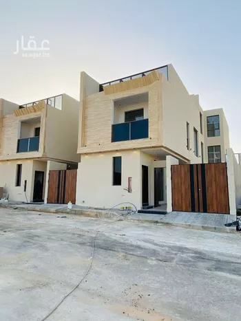 فيلا للبيع في شارع أحمد مفتي المكي الحنفي, حي المهدية, مدينة الرياض, منطقة الرياض