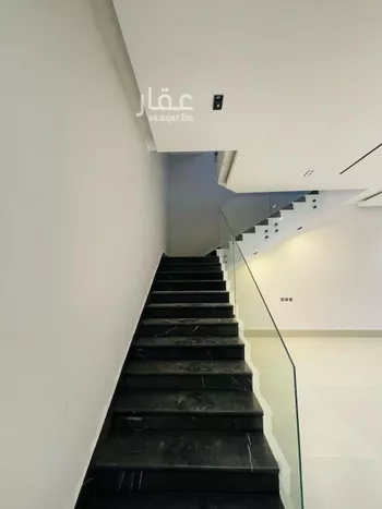 فيلا للبيع في شارع إسماعيل بن حماد, حي المهدية, مدينة الرياض, منطقة الرياض صورة 4