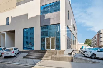 عمارة للإيجار في شارع فلسطين, حي الشرفية, مدينة جدة, منطقة مكة المكرمة صورة 4
