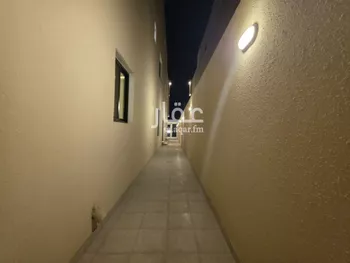 دور للبيع في شارع البيئه, حي بدر, مدينة الرياض, منطقة الرياض صورة 3