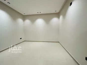 دور للبيع في شارع علي بن الحسن الخزرجي, حي عكاظ, مدينة الرياض, منطقة الرياض صورة 3