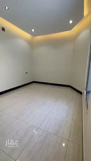 دور للبيع في شارع علي بن الحسن الخزرجي, حي عكاظ, مدينة الرياض, منطقة الرياض صورة 4