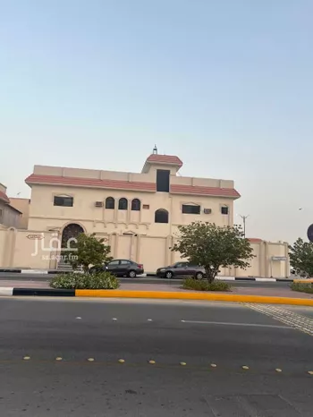 فيلا للبيع في شارع عمر بن الخطاب, حي النزهة2, مدينة بقيق, المنطقة الشرقية صورة 3