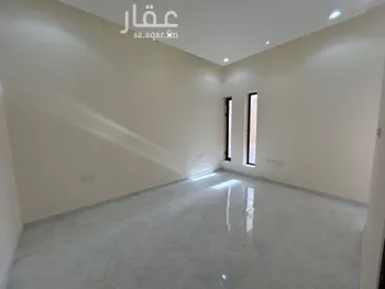 فيلا للبيع في شارع بدرالدين المرجاني, حي المهدية, مدينة الرياض, منطقة الرياض صورة 2