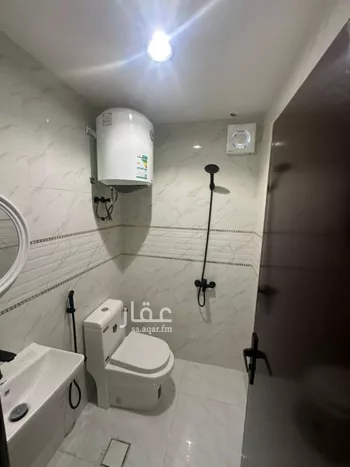 شقة للإيجار في شارع الشيخ عبدالله العنقري, حي الورود, مدينة الرياض, منطقة الرياض صورة 3