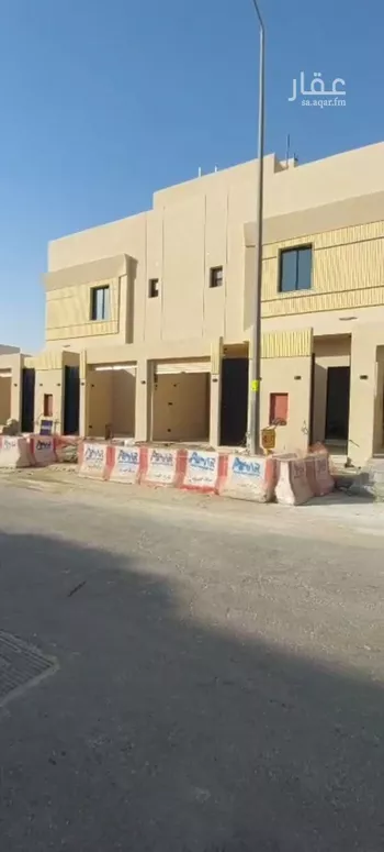 دور للبيع في شارع الشيخ صالح بن عبدالعزيز بن عبدالرحمن, حي السويدي الغربي, مدينة الرياض, منطقة الرياض