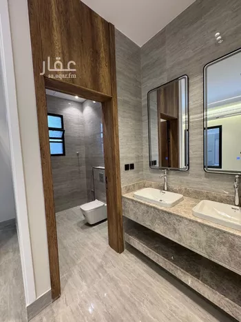 فيلا للبيع في شارع الحسن بن أحمد الجلال, حي العارض, مدينة الرياض, منطقة الرياض صورة 2