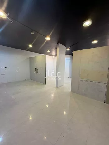 محل للإيجار في شارع الشيخ حسن بن حسين بن علي, حي الخليج, مدينة الرياض, منطقة الرياض