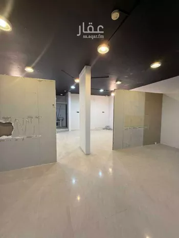 محل للإيجار في شارع الشيخ حسن بن حسين بن علي, حي الخليج, مدينة الرياض, منطقة الرياض صورة 2