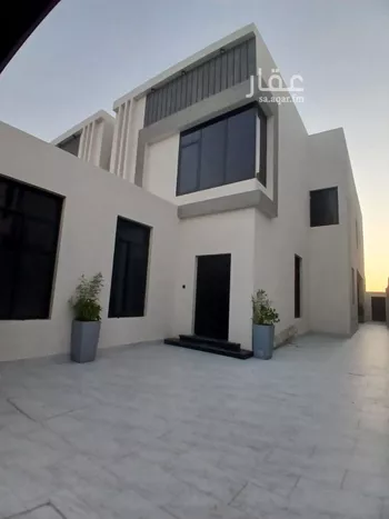 فيلا للبيع في شارع عنيزه, حي اللؤلؤ, مدينة الخبر, المنطقة الشرقية