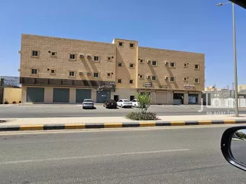 عمارة للبيع في شارع 227081, حي اليرموك, مدينة رياض الخبراء, منطقة القصيم صورة 2