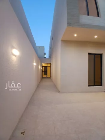 دور للبيع في شارع الفل, حي عكاظ, مدينة الرياض, منطقة الرياض صورة 5