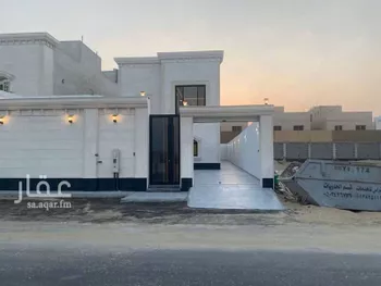 فيلا للبيع في شارع الخفجي ، حي الأمواج ، الخبر ، الخبر
