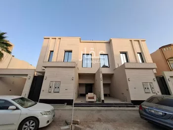 دور للبيع في شارع جبل الذبياني, حي القادسية, مدينة الرياض, منطقة الرياض