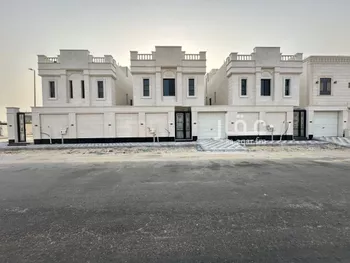 فيلا للبيع في شارع العتيق, حي اللؤلؤ, مدينة الخبر, المنطقة الشرقية صورة 3