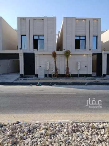 فيلا للبيع في شارع الشهادة, حي الشعلة, مدينة الدمام, المنطقة الشرقية صورة 2