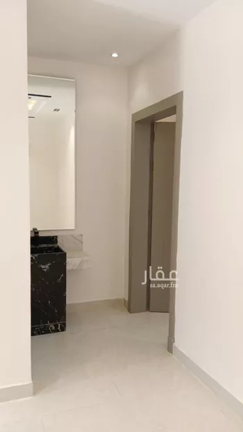 دور للبيع في شارع إبراهيم السوهائي, حي بدر, مدينة الرياض, منطقة الرياض صورة 4
