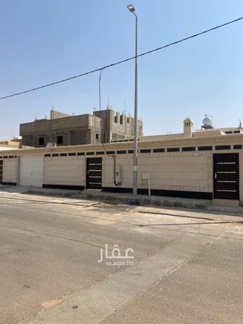 دور للبيع في شارع السلوي, حي طيبة, مدينة رياض الخبراء, منطقة القصيم