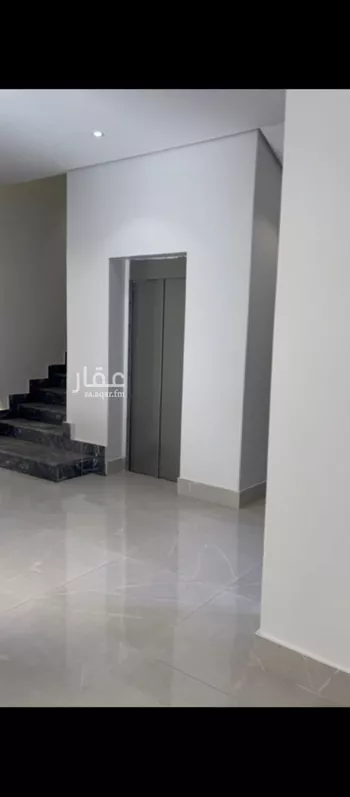 فيلا للبيع في شارع سعيد بن حريث, حي المعارض, مدينة خميس مشيط, منطقة عسير صورة 2
