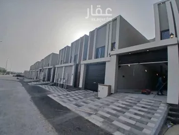 فيلا للبيع في شارع النهضة, حي الشعلة, مدينة الدمام, المنطقة الشرقية