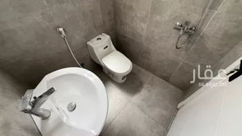 شقة للإيجار في شارع عبدالله الشربتلي, حي الصفاء, مدينة جدة, منطقة مكة المكرمة صورة 3