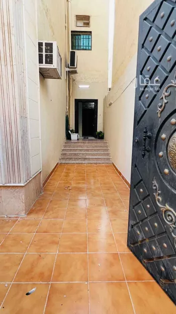 عمارة للإيجار في شارع جبريل بن محمد, حي الرانوناء, مدينة المدينه المنوره, منطقة المدينة المنورة