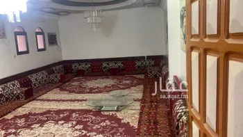 فيلا للبيع في شارع شارع الرازي, حي العزيزية, مدينة القريات, منطقة الجوف صورة 3