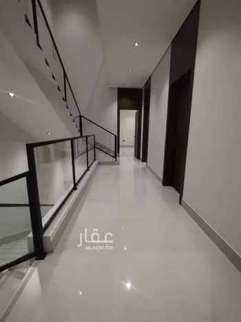 فيلا للبيع في شارع محمد بن الفقيه, حي المهدية, مدينة الرياض, منطقة الرياض صورة 3