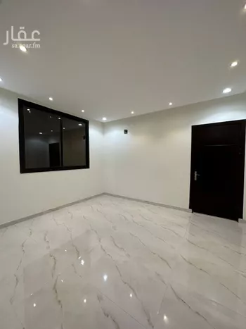 فيلا للبيع في شارع عاصم بن عمير, حي الرمال, مدينة الرياض, منطقة الرياض صورة 3