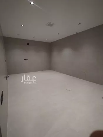 فيلا للبيع في شارع محمد بن الفقيه, حي المهدية, مدينة الرياض, منطقة الرياض صورة 2
