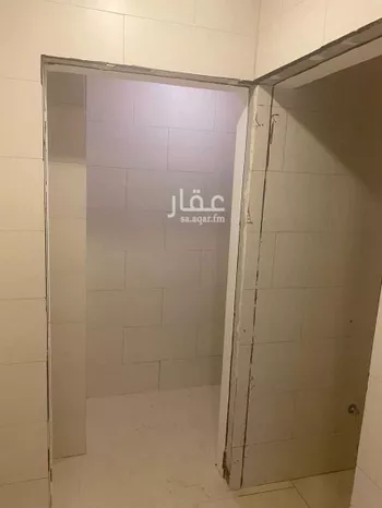 دور للإيجار في شارع الأمير عبدالعزيز بن مساعد بن جلوي ، حي السليمانية ، الرياض ، منطقة الرياض صورة 4