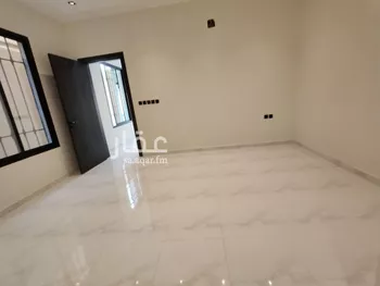 دور للبيع في شارع أبي زيد القيرواني, حي طويق, مدينة الرياض, منطقة الرياض صورة 4