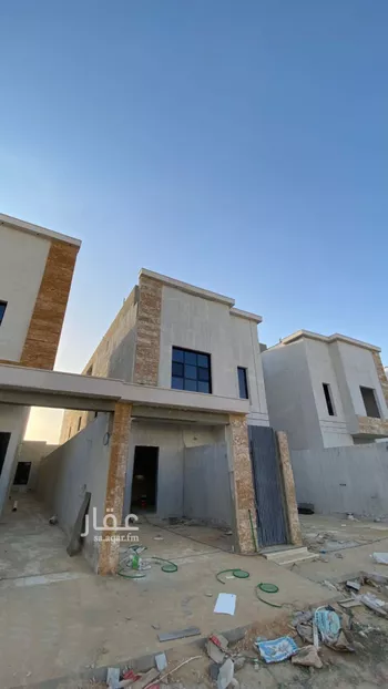 دور للبيع في شارع ابي المكارم بن مفرج, حي عكاظ, مدينة الرياض, منطقة الرياض