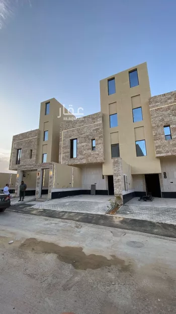 دور للبيع في شارع أبي الحسن المجاشعي, حي طويق, مدينة الرياض, منطقة الرياض
