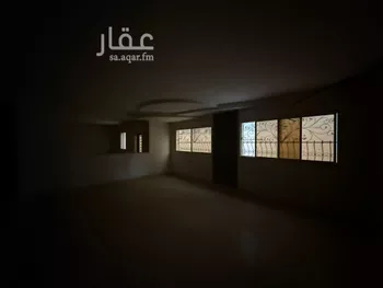 فيلا للبيع في شارع ابي القاسم الثمانيني, حي بدر, مدينة الرياض, منطقة الرياض صورة 3