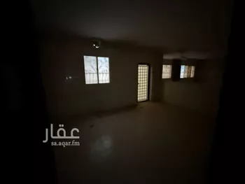 فيلا للبيع في شارع ابي القاسم الثمانيني, حي بدر, مدينة الرياض, منطقة الرياض صورة 4