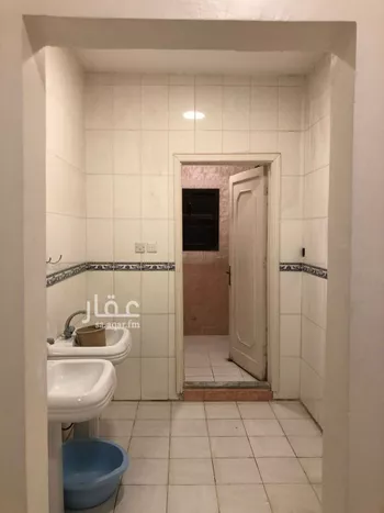 شقة للإيجار في شارع تميم الحلي, حي الملك فيصل, مدينة الرياض, منطقة الرياض صورة 3