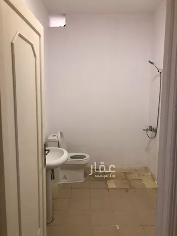 شقة للإيجار في شارع تميم الحلي, حي الملك فيصل, مدينة الرياض, منطقة الرياض صورة 4